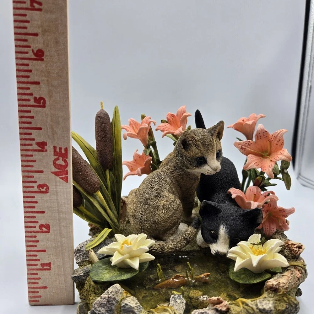 2001‎ Lenox Figurine Afternoon Amazement Kittens Cats Flowers Koi Pond Rare Read